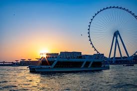 Luxury Dinner on Cruise